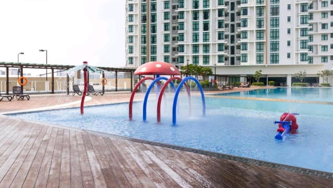 Shaftsbury Putrajaya At Alamanda Mall Apartment Exterior foto